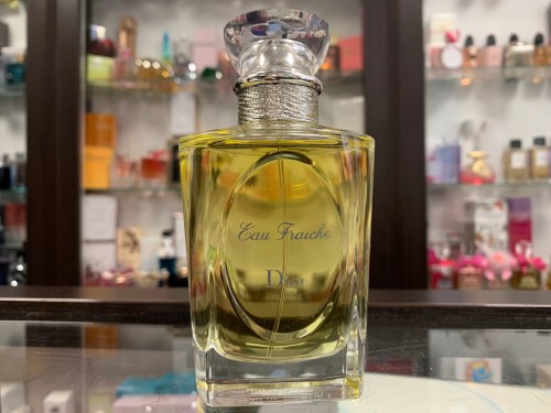 dior f.jpg